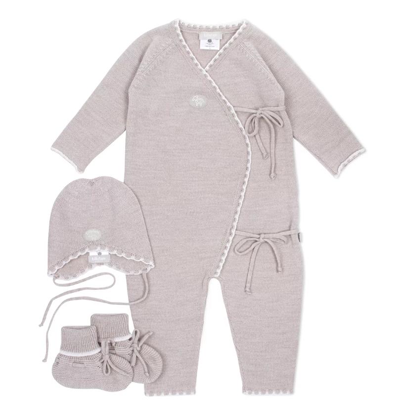 Lillelam Hentesett, Lys Beige
